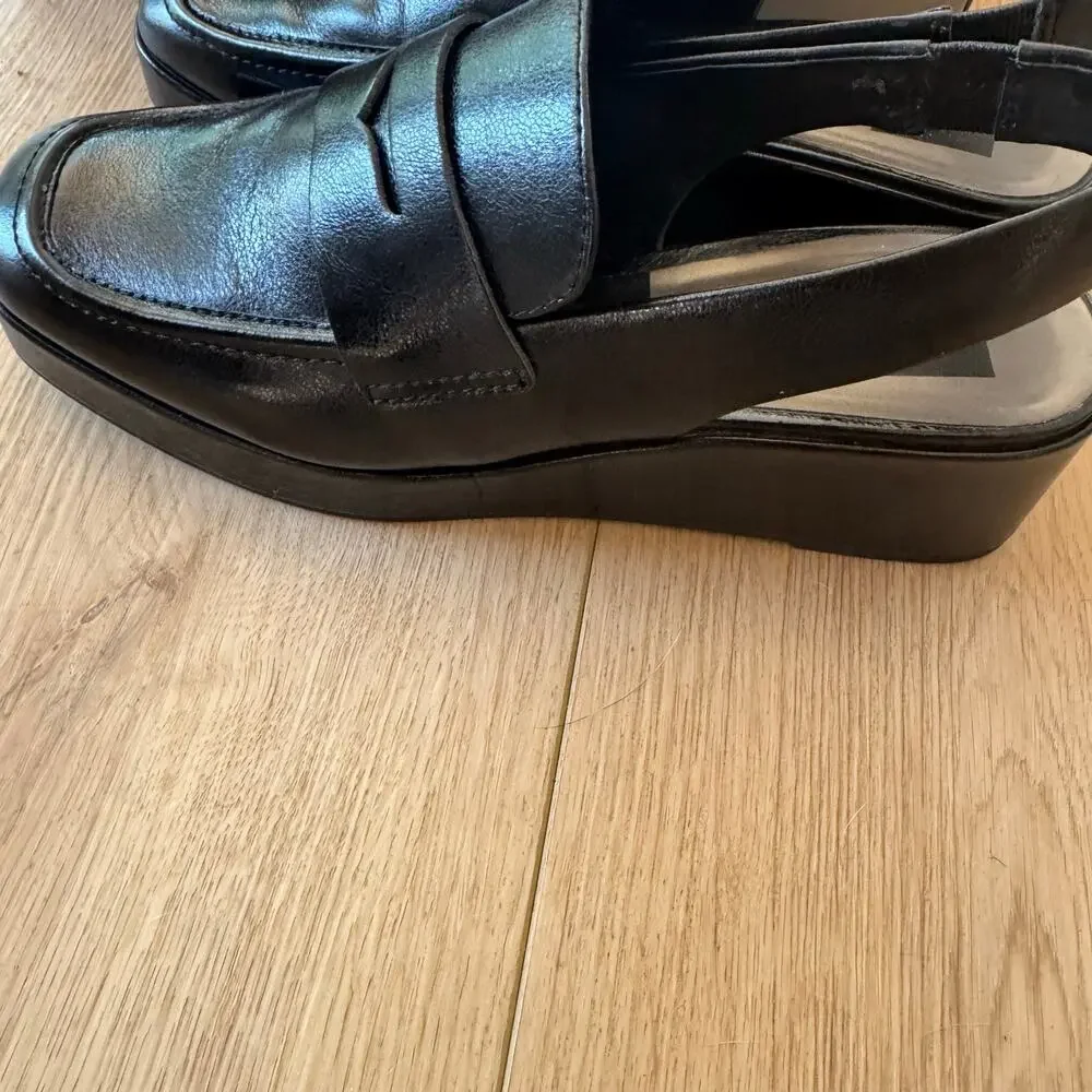 Dolce Vita Nada Black Crinkle Patent Loafer 9